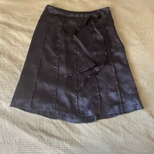 Chic Black Satin Midi Skirt